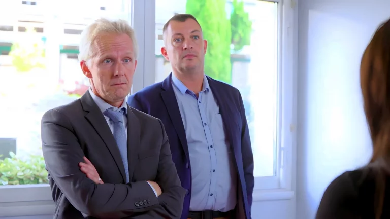 ⁣Beautiful French Girl Takes Hard Pounding 