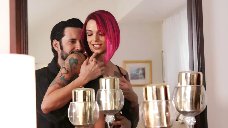 Pink Haired And Inked Anna Bell Peaks Gets Nailed By A Tatted Stud In The Bedroom 