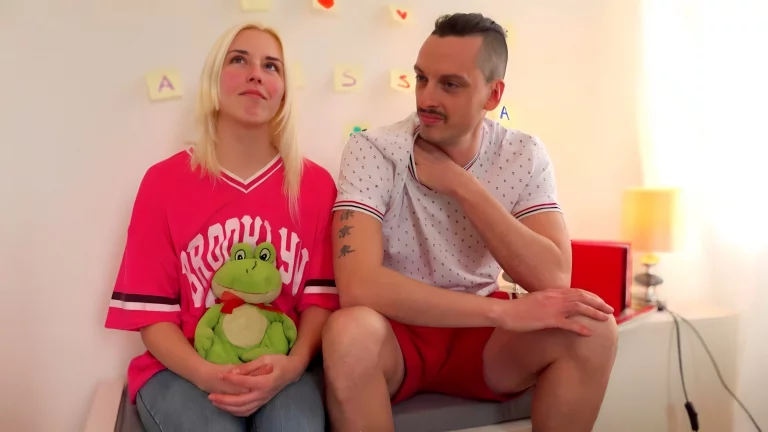 Blonde Girl Likes Fucking With Her Boyfriend 