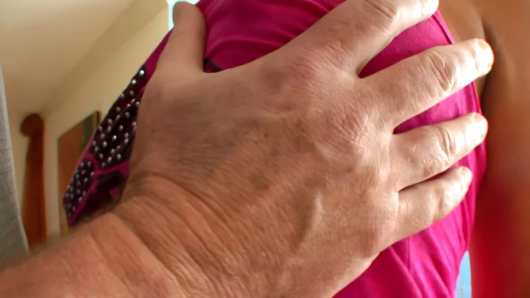 Amateur Honey Enjoying Her Most Favorite 69 Position 