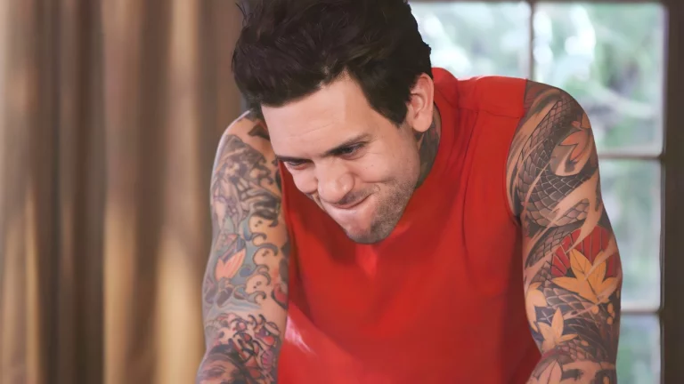 Cute Li*** Blonde Emma Hix Gets Massaged And Fucked By Tatted Stud Small Hands 