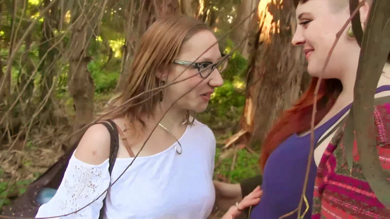 Maggie Mayhem And Jolene Parton Sucking Each Others Pussies 