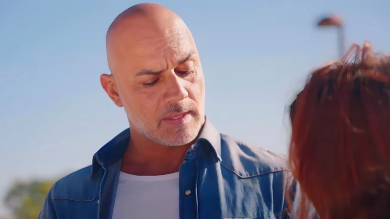 Sirena Milano, Hot Model Seduces Her Photographer 