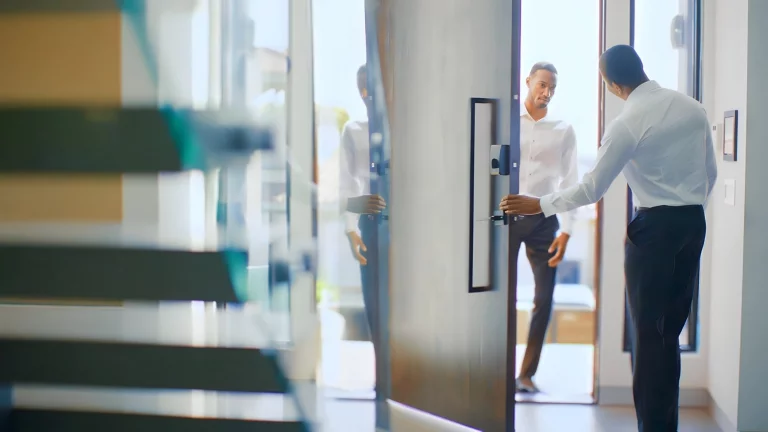 Kira Noirs Erotic Odyssey: Three Souls, One Desire 