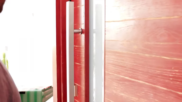 Slutty Amari Decides To Fuck The Pool Boy And Pizza Guy At The Same Time 