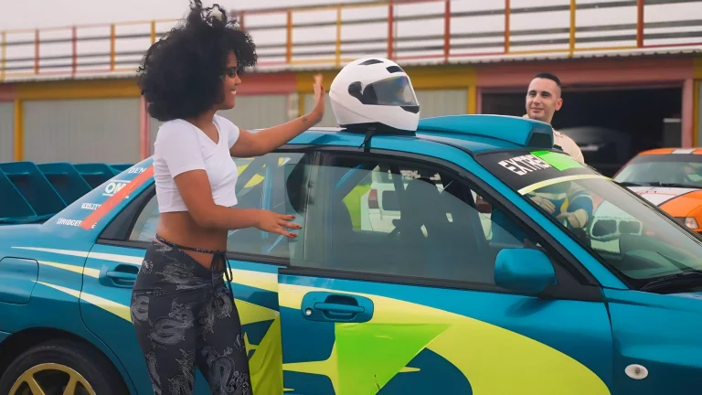 Naughty Exotic Babe Selva Lapiedra Fucks With Racer In Garage 