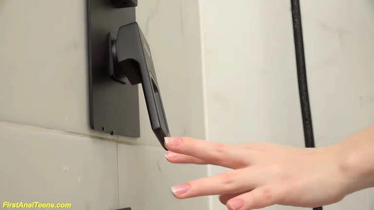 Ba*** Bamby Her First Anal Dildo Experience 