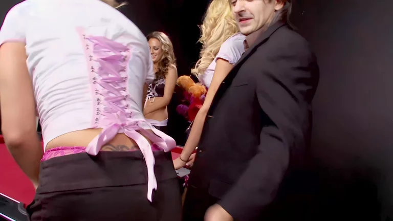 Hot Blondes Paige Ashley & Chloe Conrad Share Hard Cock 