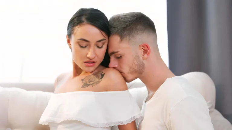 Tatted Hottie Alisa Kovi Has Her Tight Pussy Drilled Before Receiving A Mouthful 