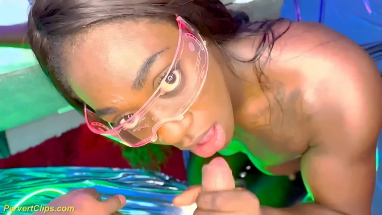 Muscle MILF Fernanda Chocolatte 