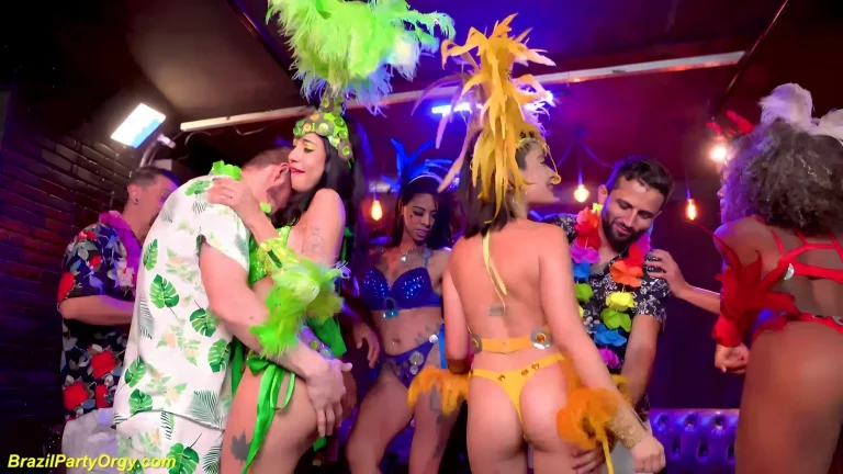 Eva Perez & Fernanda Chocolatte 