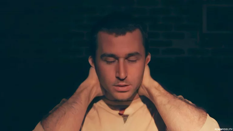 Big Boobed Blonde Olivia Austin Gets Fucked In The Bathroom 