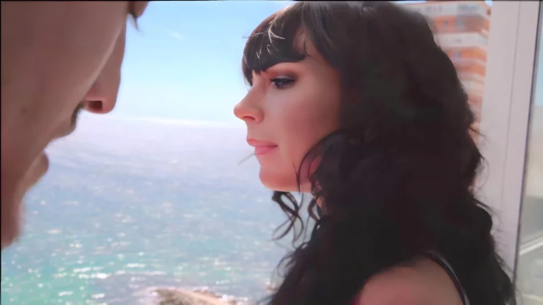 Sexy Valentina Ricci Gets Her Ass Gaped By A BBC For Her Anal Interracial Fix 