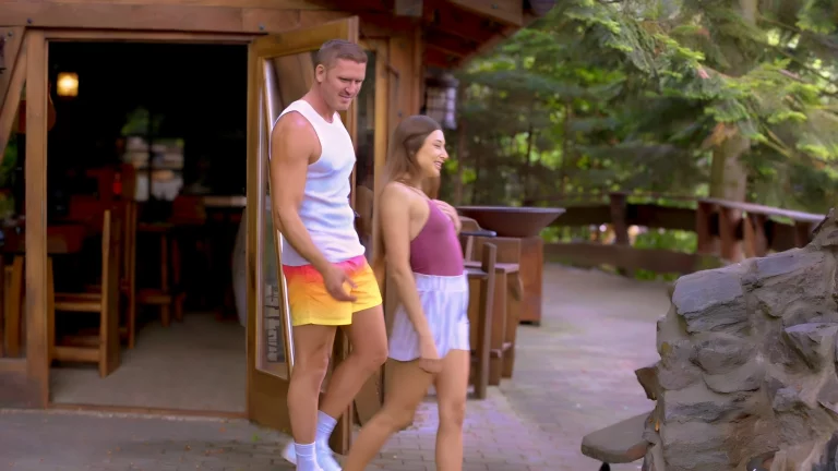 Massage In Hot Tub Ends Up With Passionate Fuck And A Mouthful 