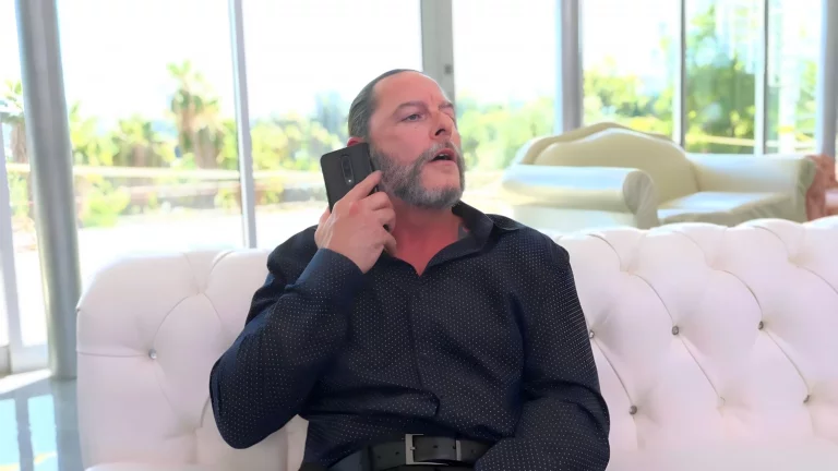 Khloe Kingsley Fucked In Front Of Her Husband By Jax Slayher 