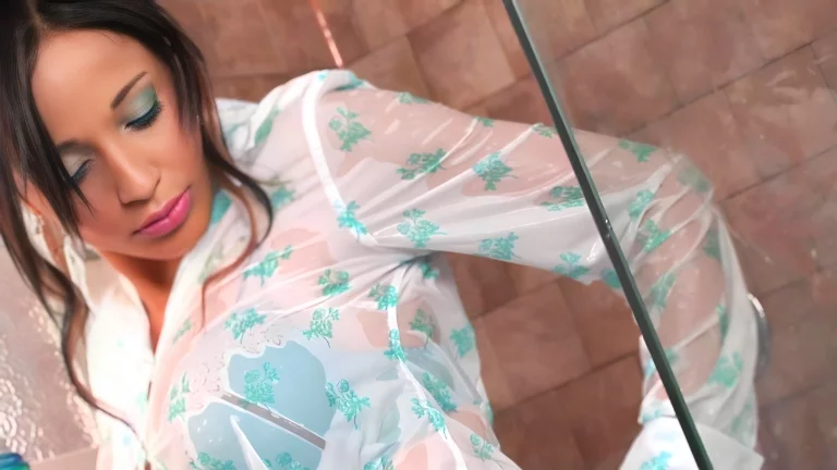 Steamy Encounters: Romana Ryder & Her Fiery Partner In The Shower 