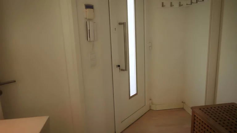 Through Your Eyes: A POV Experience With Alexis Crystal 