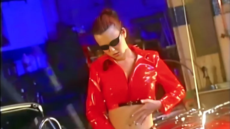 Horny Brunette Girl Playing With Herself 