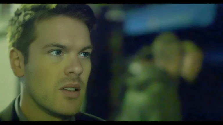 Lexie Candy Fucks Him On The Couch 