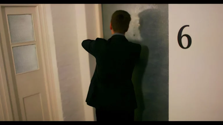 ⁣Busty Babe Stella Cox Sucks And Sits On His Big Dick 