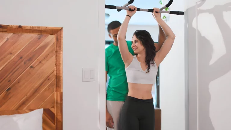 Bold And Beautiful: Liz Jordan And Rocket Powers Explore Desire 