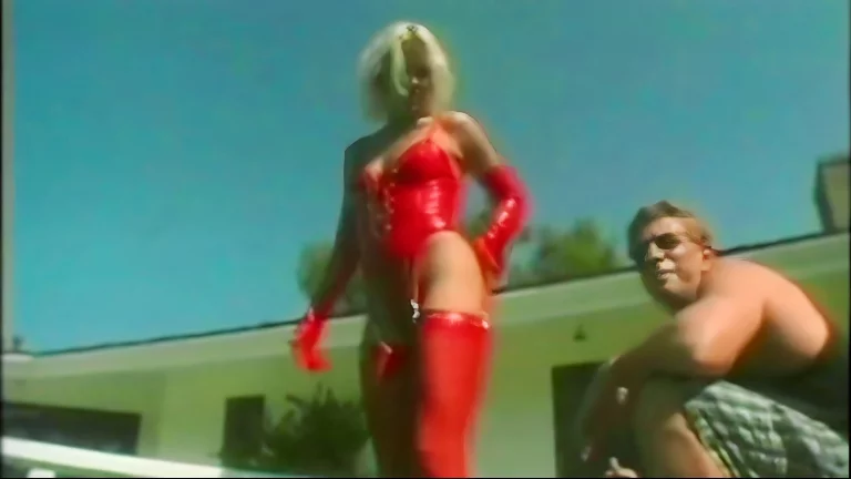 Shooting Lesbian Scene At The Pool 