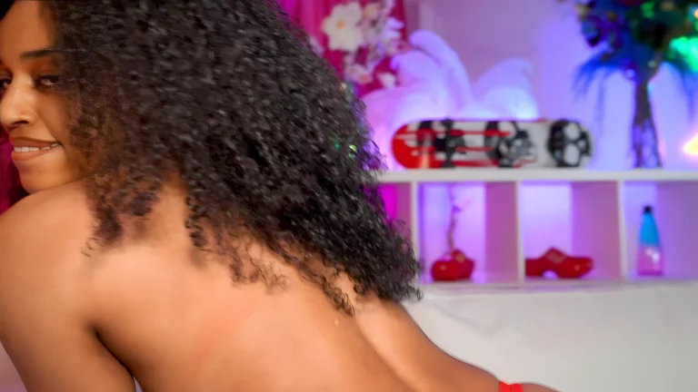 A Hot Chick And Her Intense Love Affair 