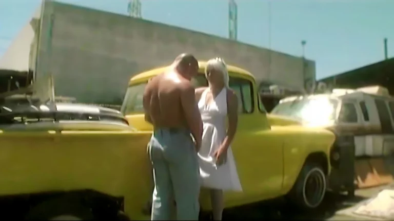 Threesome In Junkyard 