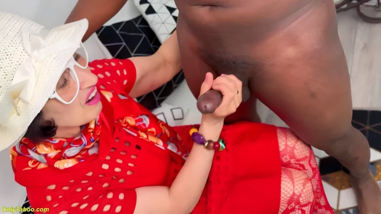 Granny Mimi Schwarz Needs BBC Anal Sex 