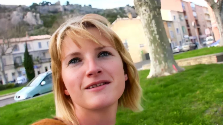 Sexy Blonde Enjoys Hard Dick Deep In Her Ass 