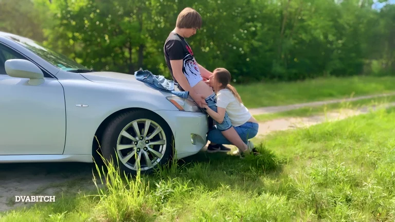 Amateur Te*** Couple Fucking Outdoors 