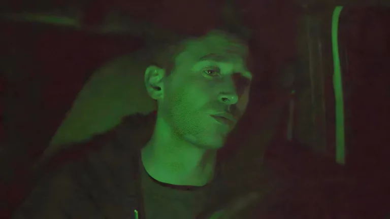 Hung Stud James Deen And Petite Beauty Remy LaCroix Have Passionate Sex On A Big Red Bed Covered In Cash 