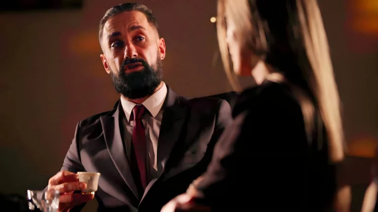 Sexy Brunette Chicks Share A Dick 