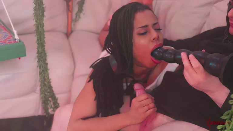 Anal Tea Service: Kira Noir 