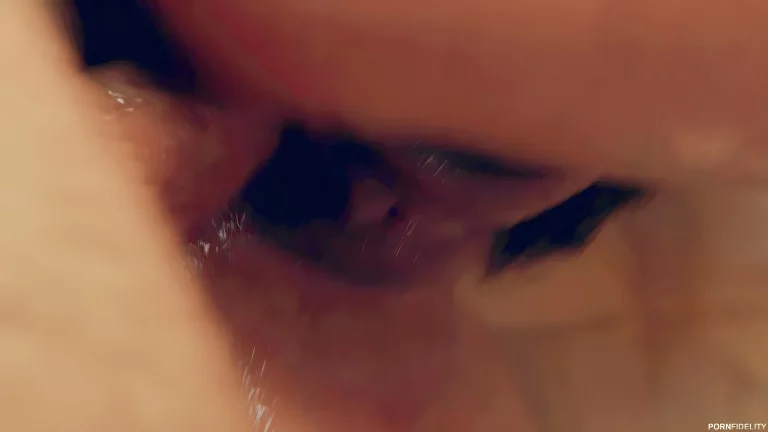 Sexy Chick Lily Love Gets Fucked In A Bath 