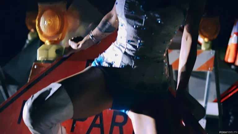 Ryan Madison Fucks Street Walker Harlow Harrison In An Alley Till She Squirts 