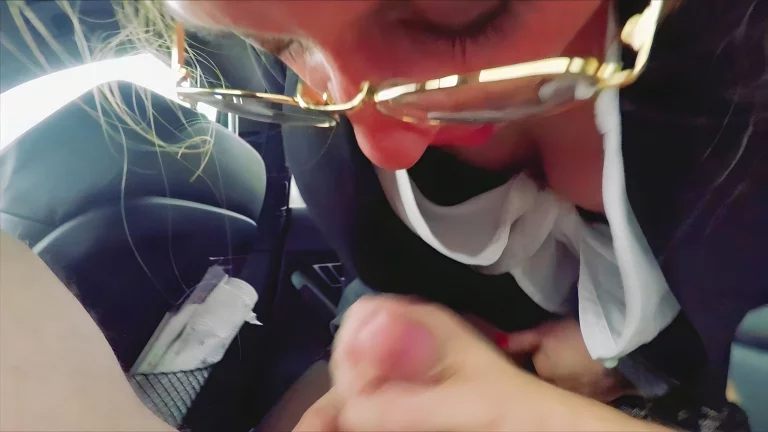 Blonde Chick Sucks Some Cock 