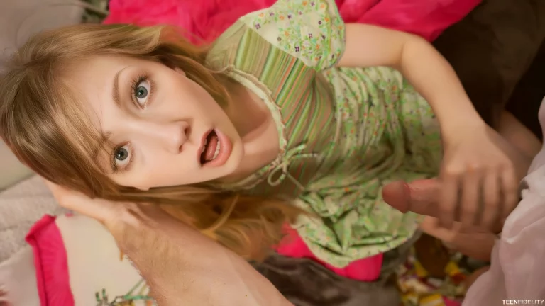 Cute Blonde Ivy Wolfe Gets Her Pussy Pounded 