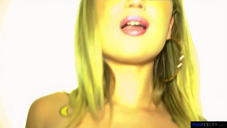 Sexy Dakota Skye Gets Stuffed Hard 