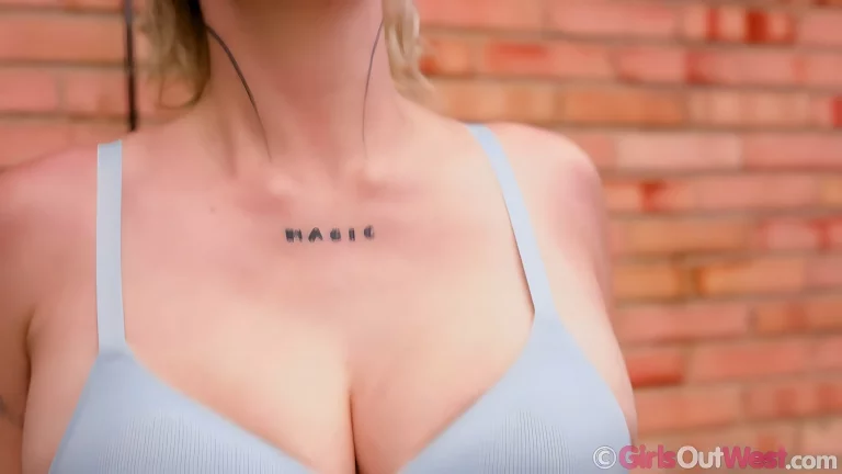 Fox & Jordan J - Hot And Bothered 