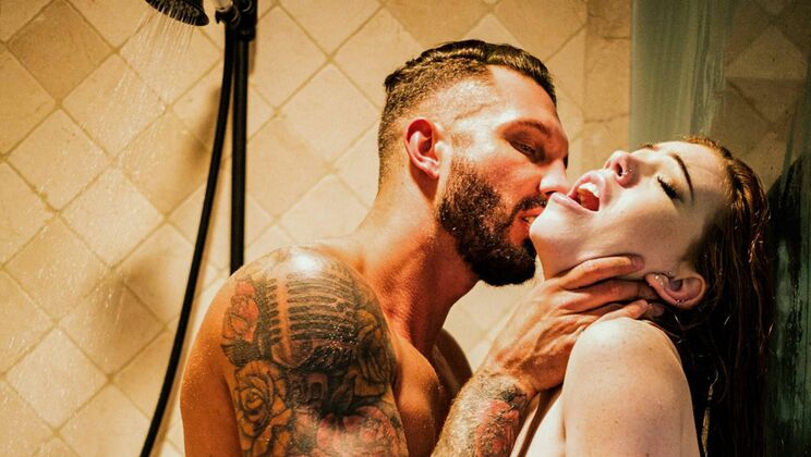 EroticaX - Quinton JamesNala Brooks - Rinsing Off 