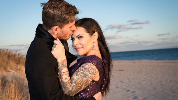 Trans Sensual - TS Foxxy - Deep Inside TS FOXXY Scene 2 