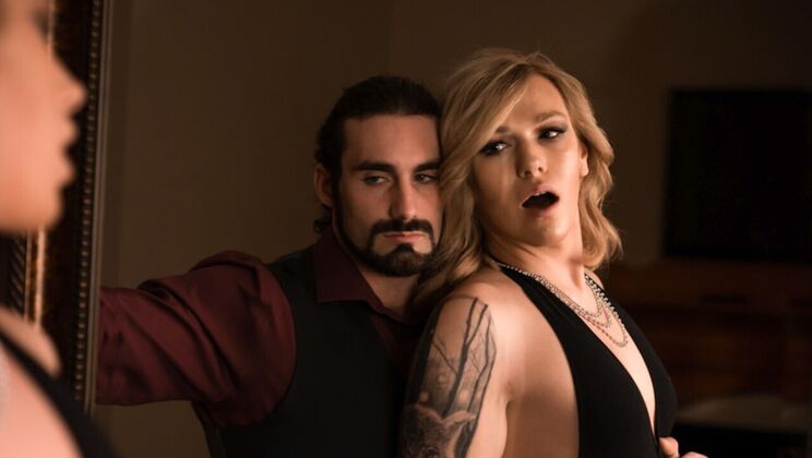 Trans Sensual - Jaxton WheelerAspen Brooks - TS Blondes Have More Fun Scene 3 