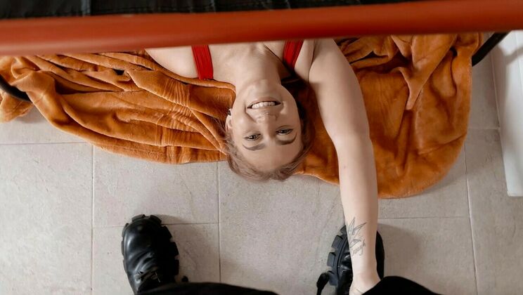 MOFOS - Callie BlackVictor Ray - The Clinger 