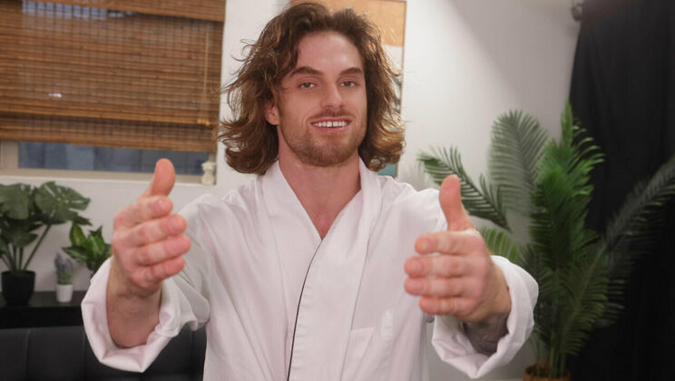 Hot Guys Fuck - Dustin HazelViolet Gains - Dustin Hazel is Back and Class is in Session! Dustin Demonstrates how to FUCK with Violet Gains! 