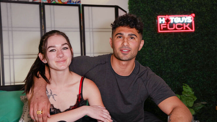 ⁣Hot Guys Fuck - Citlali HallZane Walker - Zane Walker Prepares For The Cum Shot Bounty Hunter Challenge With Citlali Hall 