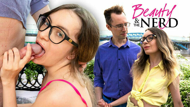 Club Sweethearts - Ray AdlerDiana Verhiniz - Geek couple fucks on the first date 