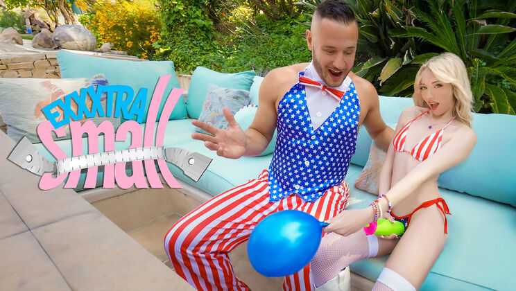 Exxxtra Small - Danny MountainCecelia Taylor - Patriotic Pussy Pounding 