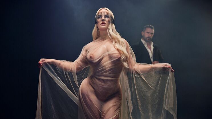 Deeper - Manuel FerraraVic Marie - Worth 