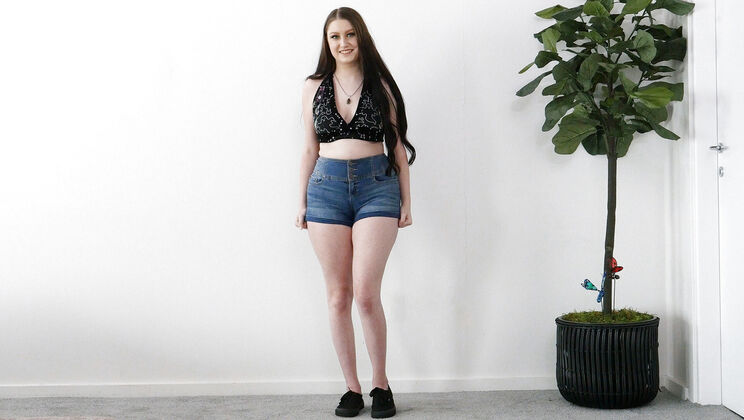 Casting Couch HD - Honey - Honeys Audition 